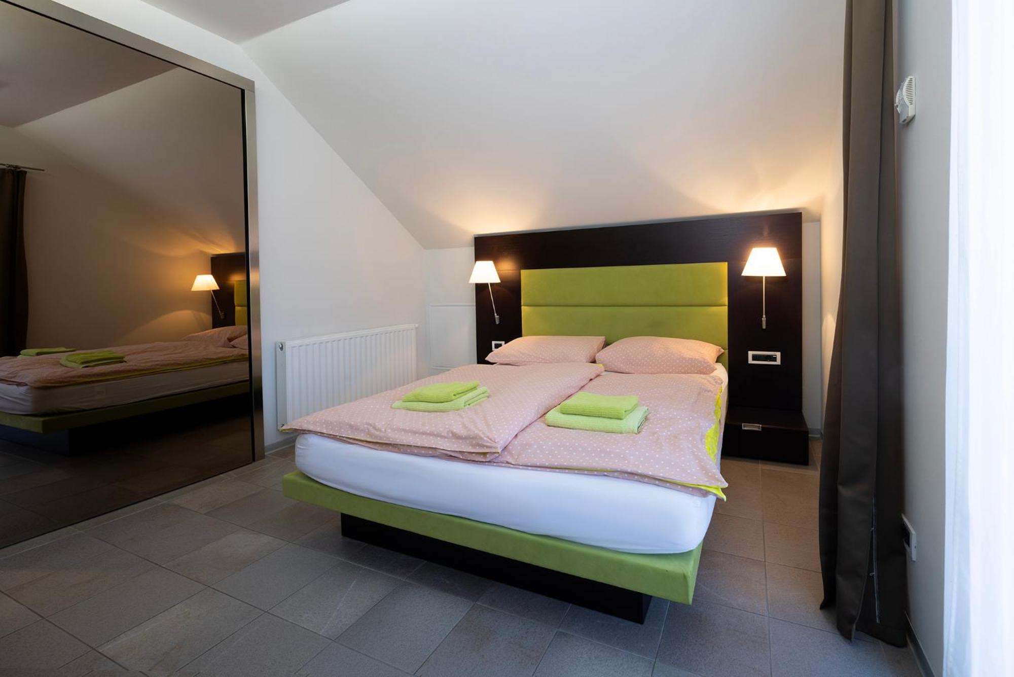 Apartments Trio Kranjska Gora Room photo